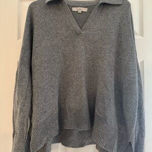 LOFT Gray V-Neck Sweater Knit Classic